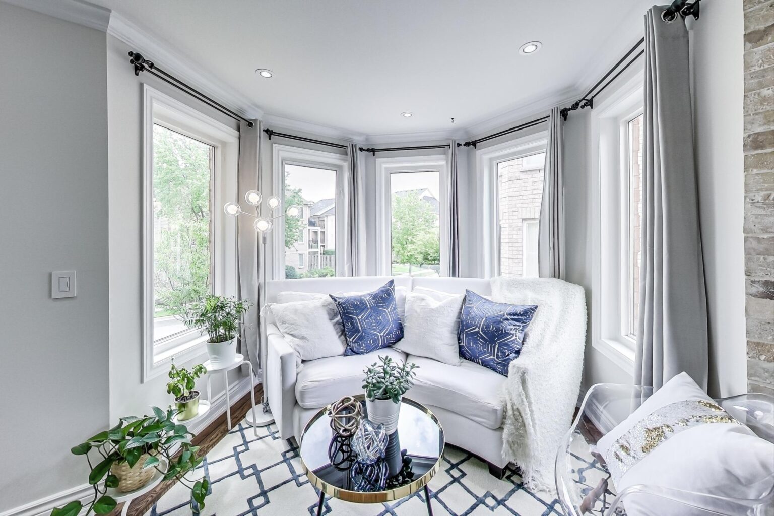 Design to Impress Toronto Home Staging Company