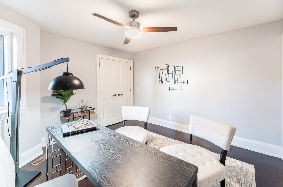Office Desk, 17 Haverson, Toronto Home Staging