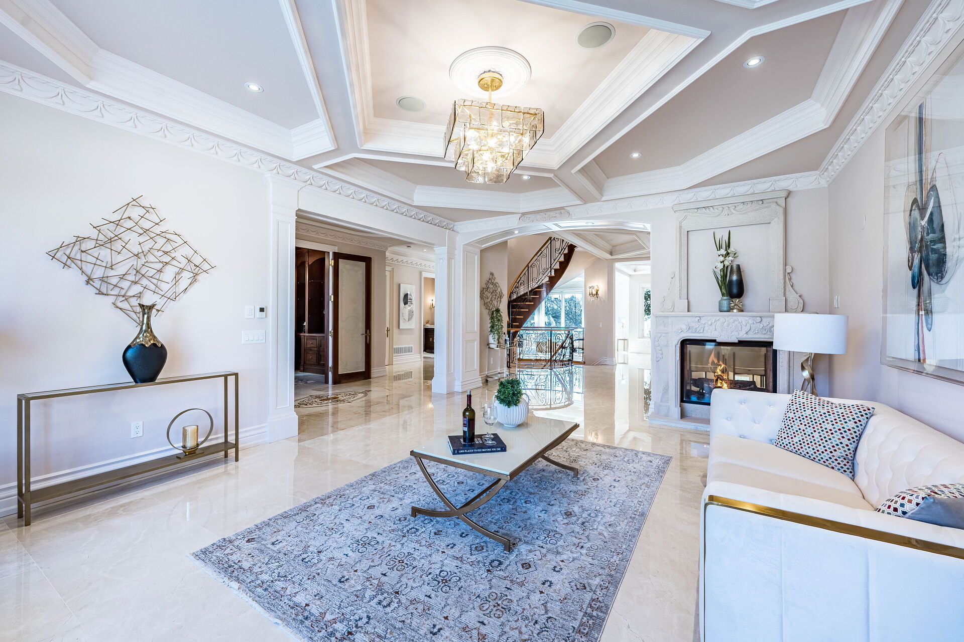 Sitting Place, 61 York Rd, Toronto Home Staging