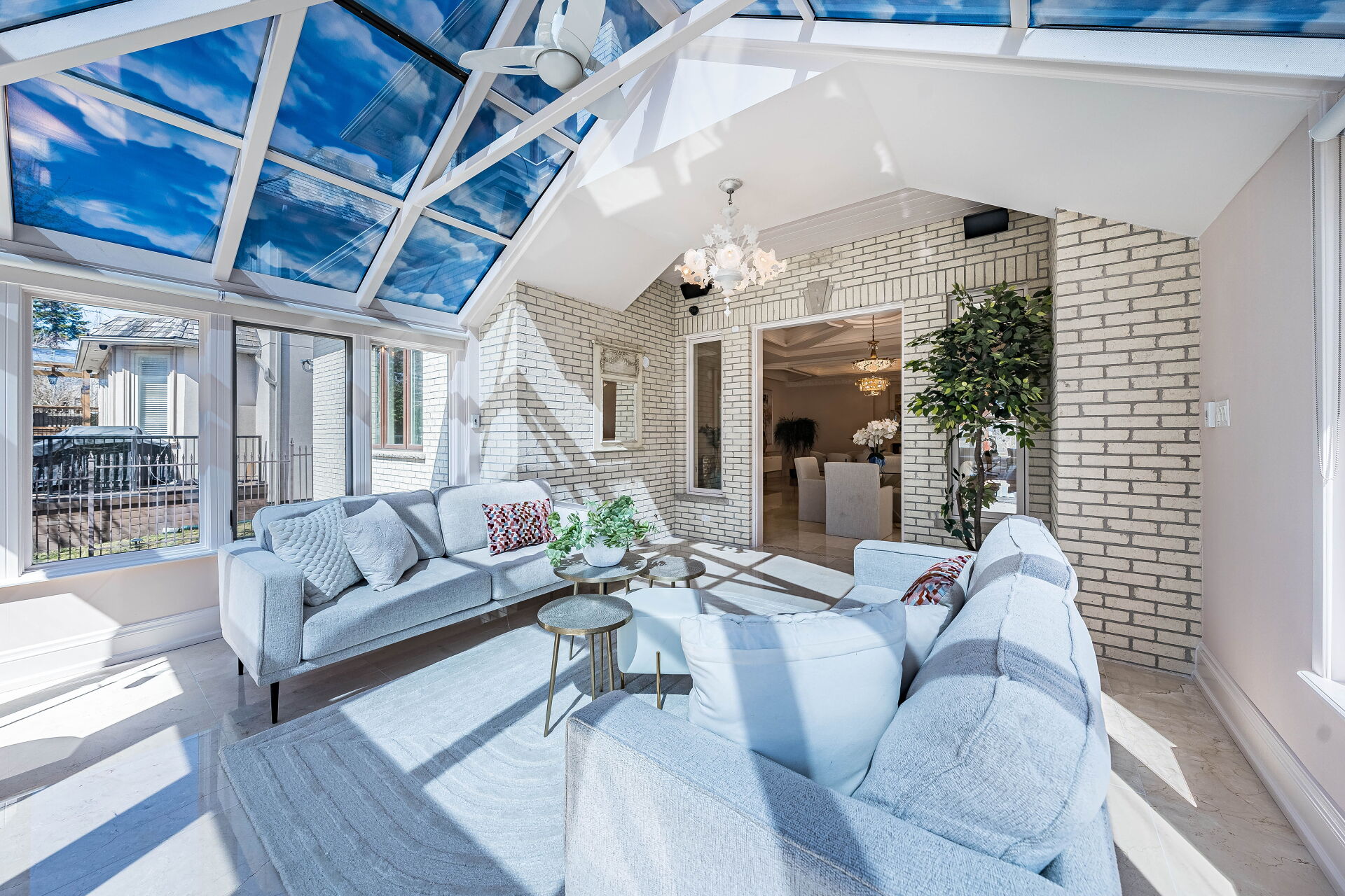 Sunroom Space, 61 York Rd, Toronto Home Staging